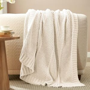 Amelie Chenille Elegant Ivory Knit Throw Blanket 50" X 60"